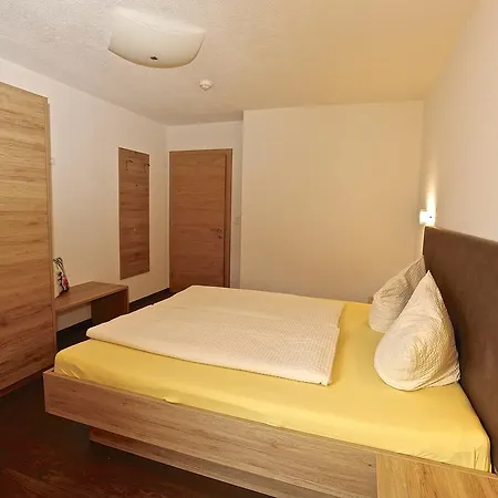 Apartment Living *