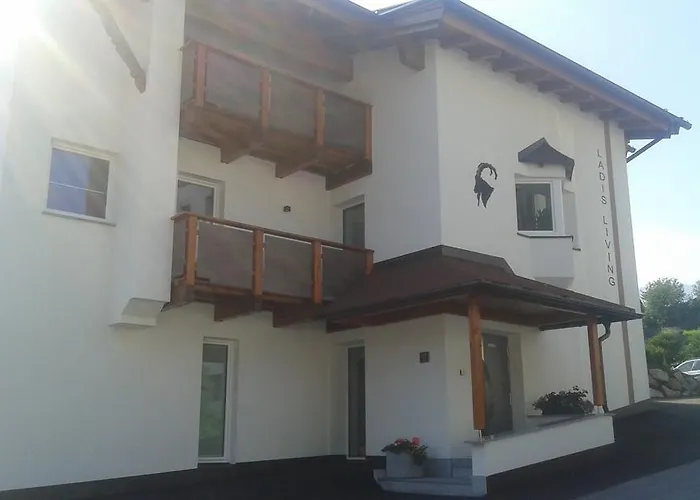 Appartamento Living Ladis